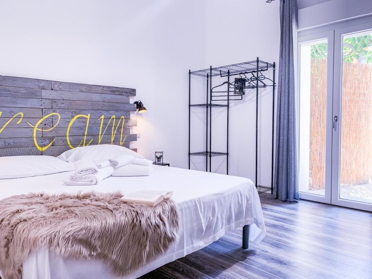 Bb 26 Olbia Bed and Breakfast Buitenkant foto